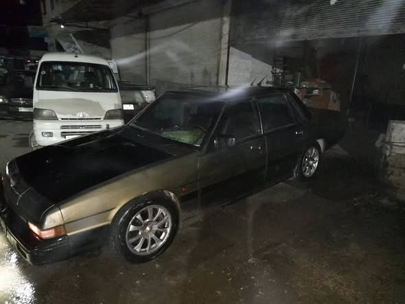 مازدا 929 1987 - صورة 1