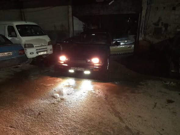 مازدا 929 1987 - صورة 3