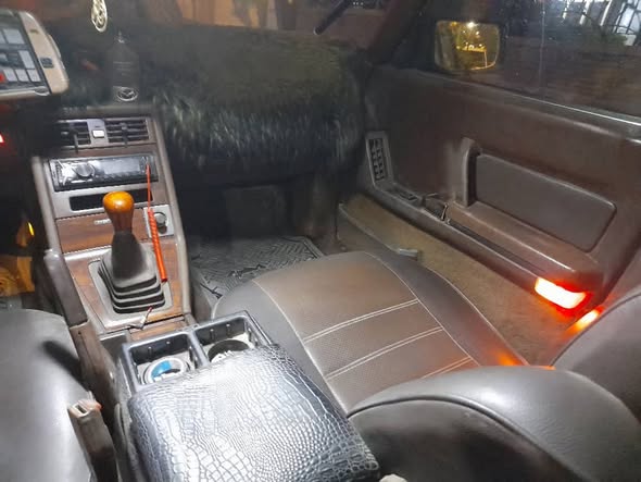 مازدا 929 1987 - صورة 5