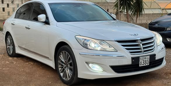 هيونداي جينيسيس 2014 - صورة 2