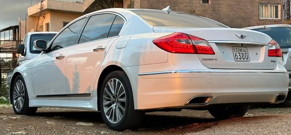 هيونداي جينيسيس 2014 - صورة 5