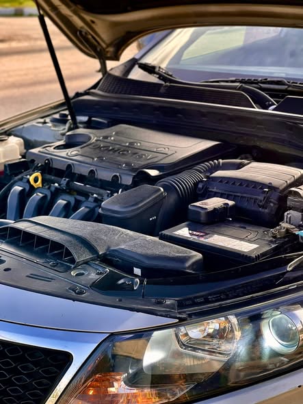 كيا أوبتيما 2011 - صورة 2