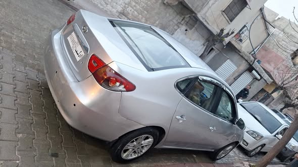 هيونداي افانتي 2009 - صورة 4