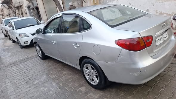 هيونداي افانتي 2009 - صورة 5