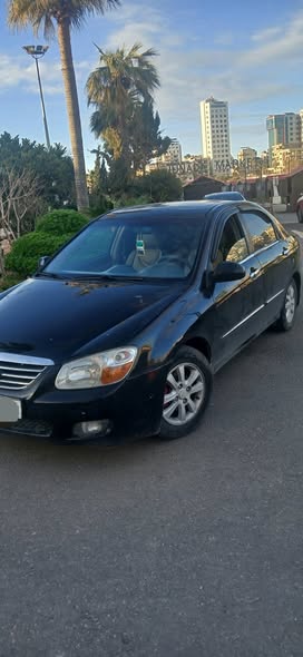 كيا سيراتو 2008 - صورة 2