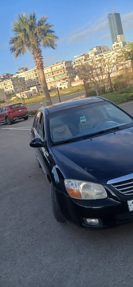 كيا سيراتو 2008 - صورة 5