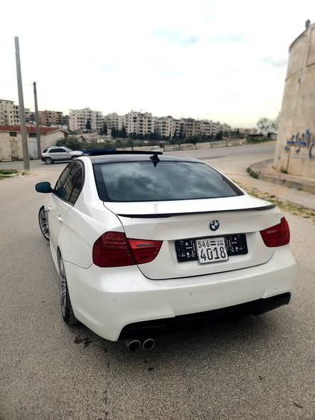 بي ام 320d 2011 - صورة 2