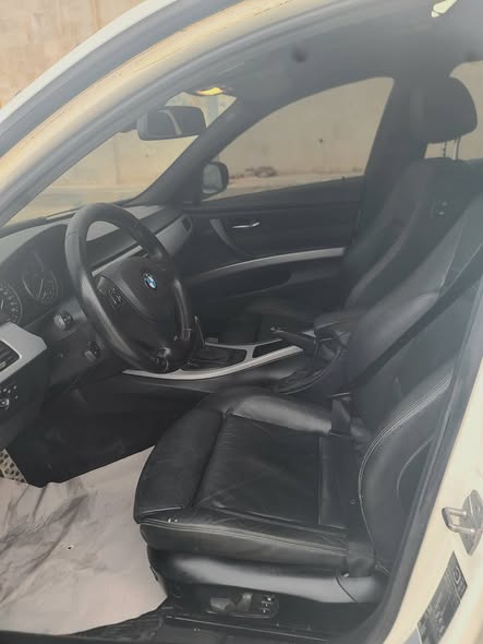 بي ام 320d 2011 - صورة 3