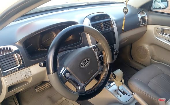 كيا سيراتو 2009 - صورة 4