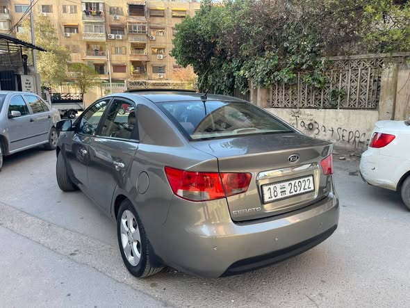 كيا سيراتو 2009 - صورة 5