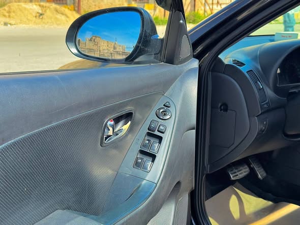 هيونداي إلنترا 2010 - صورة 5