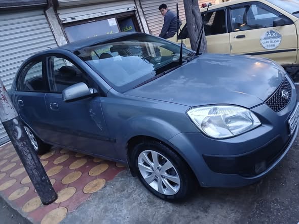 كيا ريو 2008 - صورة 1