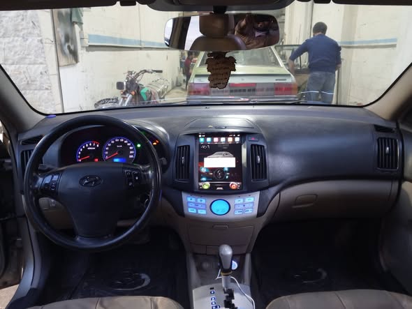 هيونداي افانتي 2008 - صورة 2