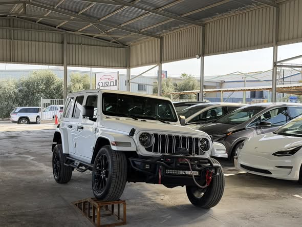 جيب رانجلر 2024 - صورة 1