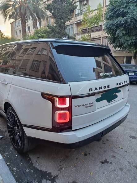 لاند روفر رينج روفر 2015 - صورة 3