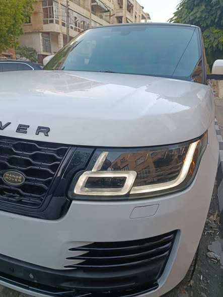 لاند روفر رينج روفر 2015 - صورة 5