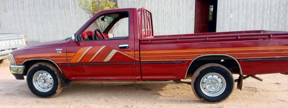 تويوتا هايلكس 1992 - صورة 5