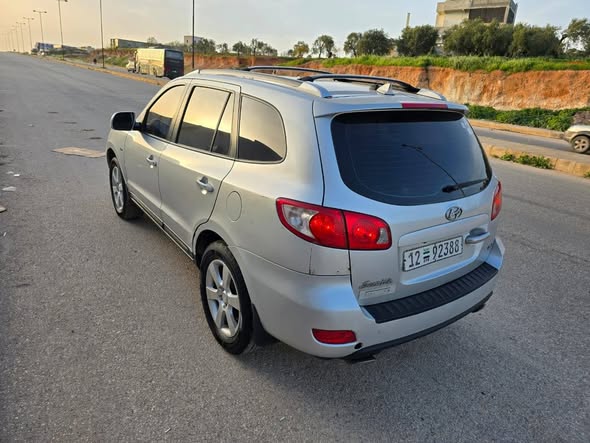 هيونداي سانتافي 2009 - صورة 5