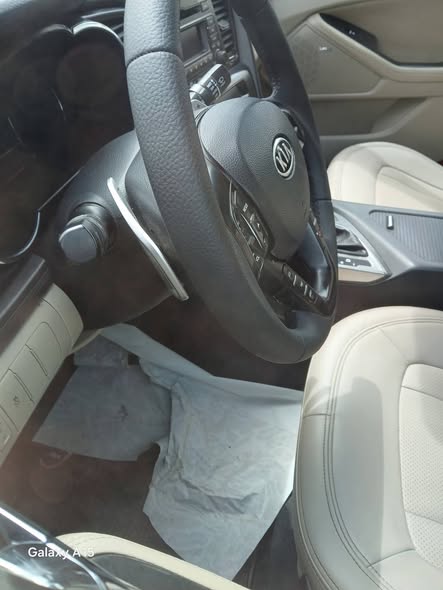 كيا اوبتيما 2011 - صورة 5