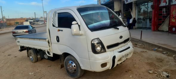 كيا K2700 2009 - صورة 2