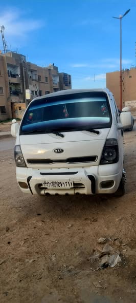 كيا K2700 2009 - صورة 3