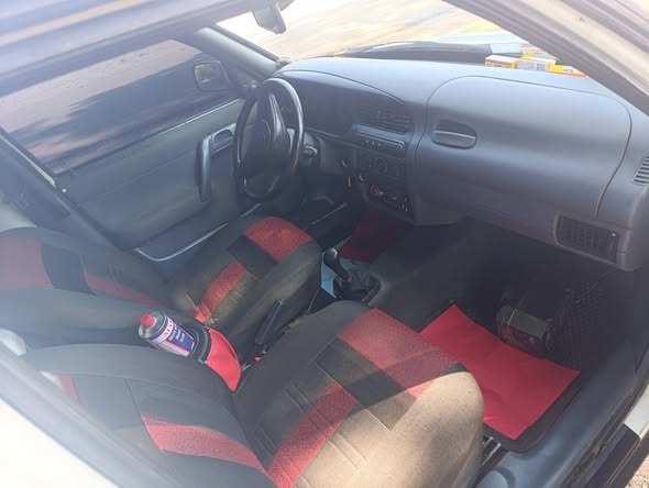 سكودا بيك أب 1996 - صورة 4