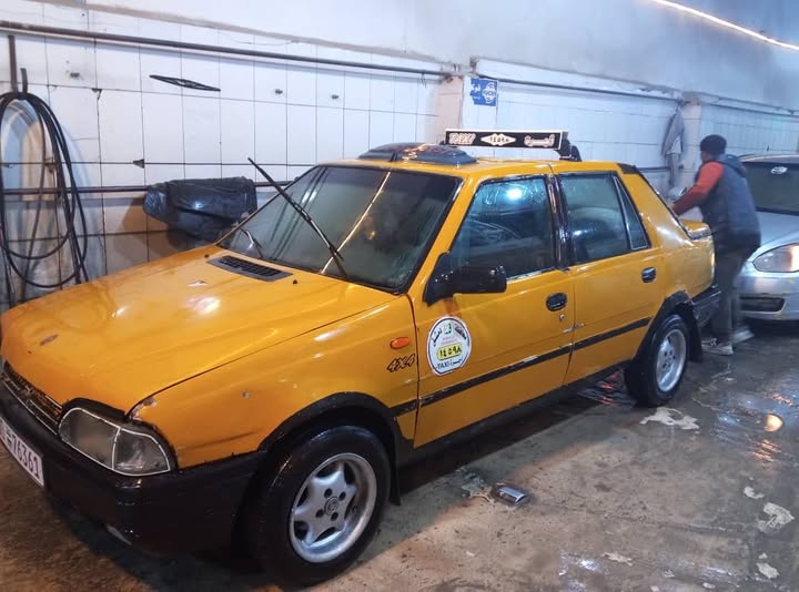 داسيا سوبر نوفا 2002