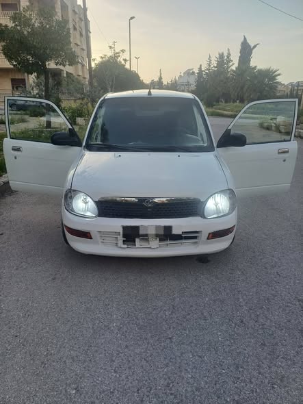 ديهاتسو سيريون 2007 - صورة 1