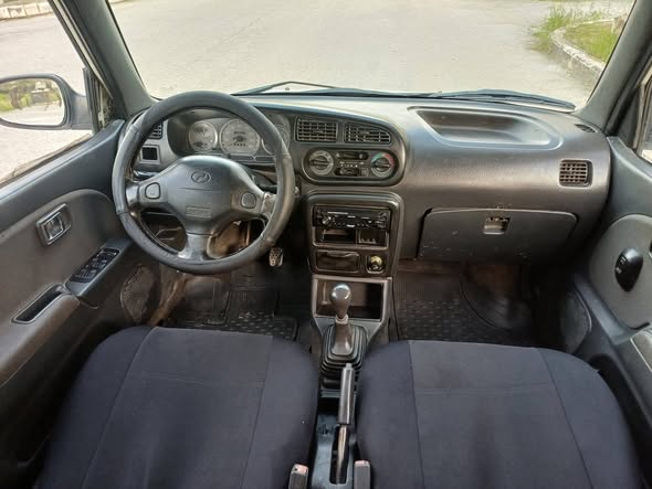 ديهاتسو سيريون 2007 - صورة 4