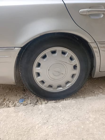 سانغ يونغ Chairman 2001 - صورة 4