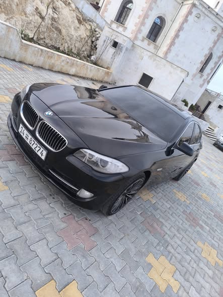 بي ام دبليو 520 2011 - صورة 3