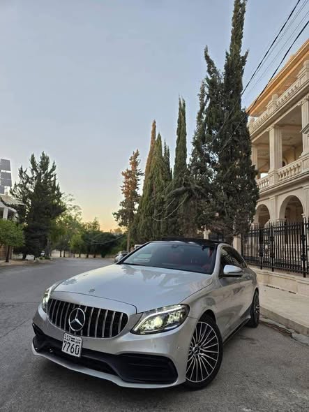 مرسيدس C300 2018 - صورة 1