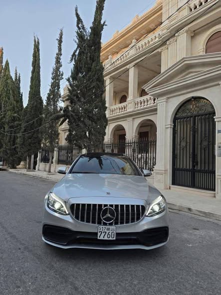 مرسيدس C300 2018 - صورة 3