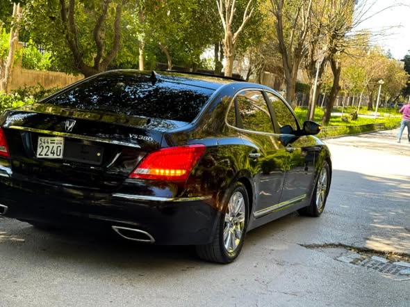 هيونداي سنتيال 2010 - صورة 3