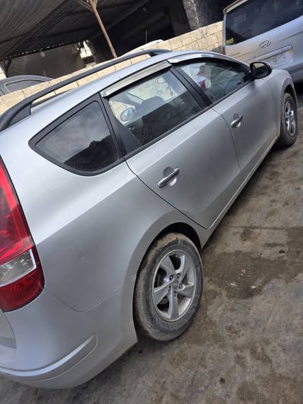 هيونداي i30 2009 - صورة 2