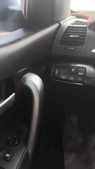 كيا سورينتو 2010 - صورة 2