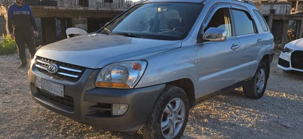 كيا سبورتاج 2006 - صورة 2