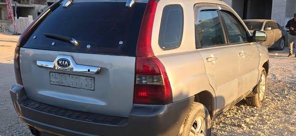 كيا سبورتاج 2006 - صورة 4