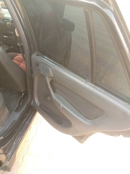 فولكس فاجن غول 2002 - صورة 4