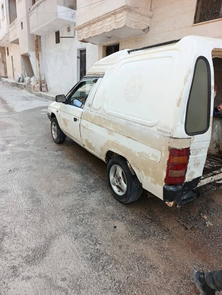 سكودا بيك اب 1994 - صورة 2