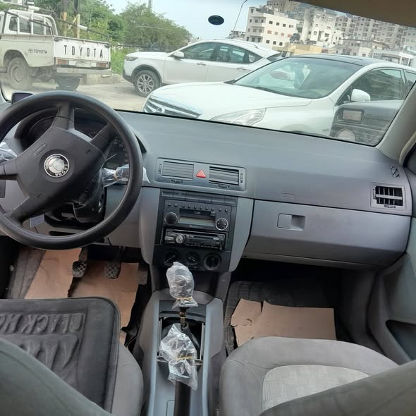 سكودا فابيا 2002 - صورة 2