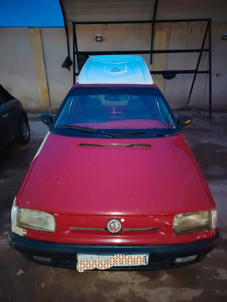 سكودا بيك أب 1998 - صورة 1