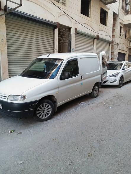 ستروين بيرلينغو 1999 - صورة 1