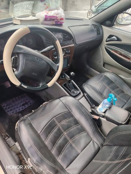 دايو نوبيرا 2002 - صورة 4