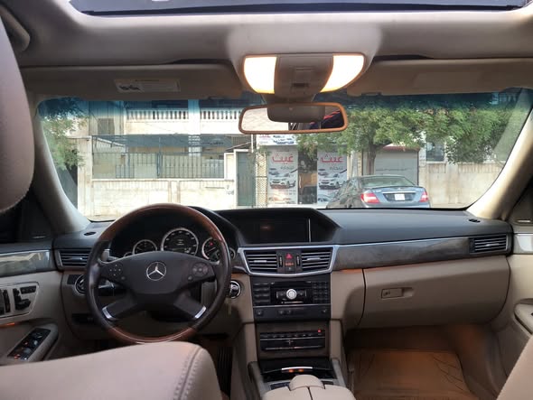 مرسيدس E350 2010 - صورة 2