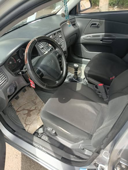 كيا ريو 2009 - صورة 2