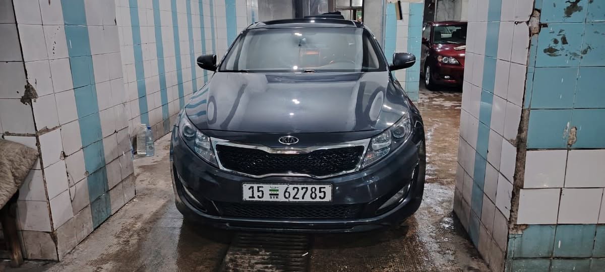 كيا اوبتيما 2011