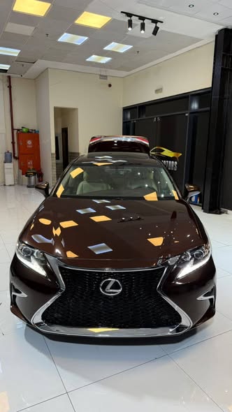 ليكزس ES 350 2016 - صورة 2