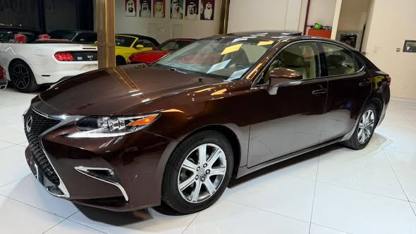 ليكزس ES 350 2016 - صورة 3