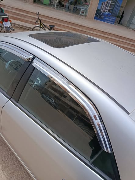 كيا سيراتو 2010 - صورة 5